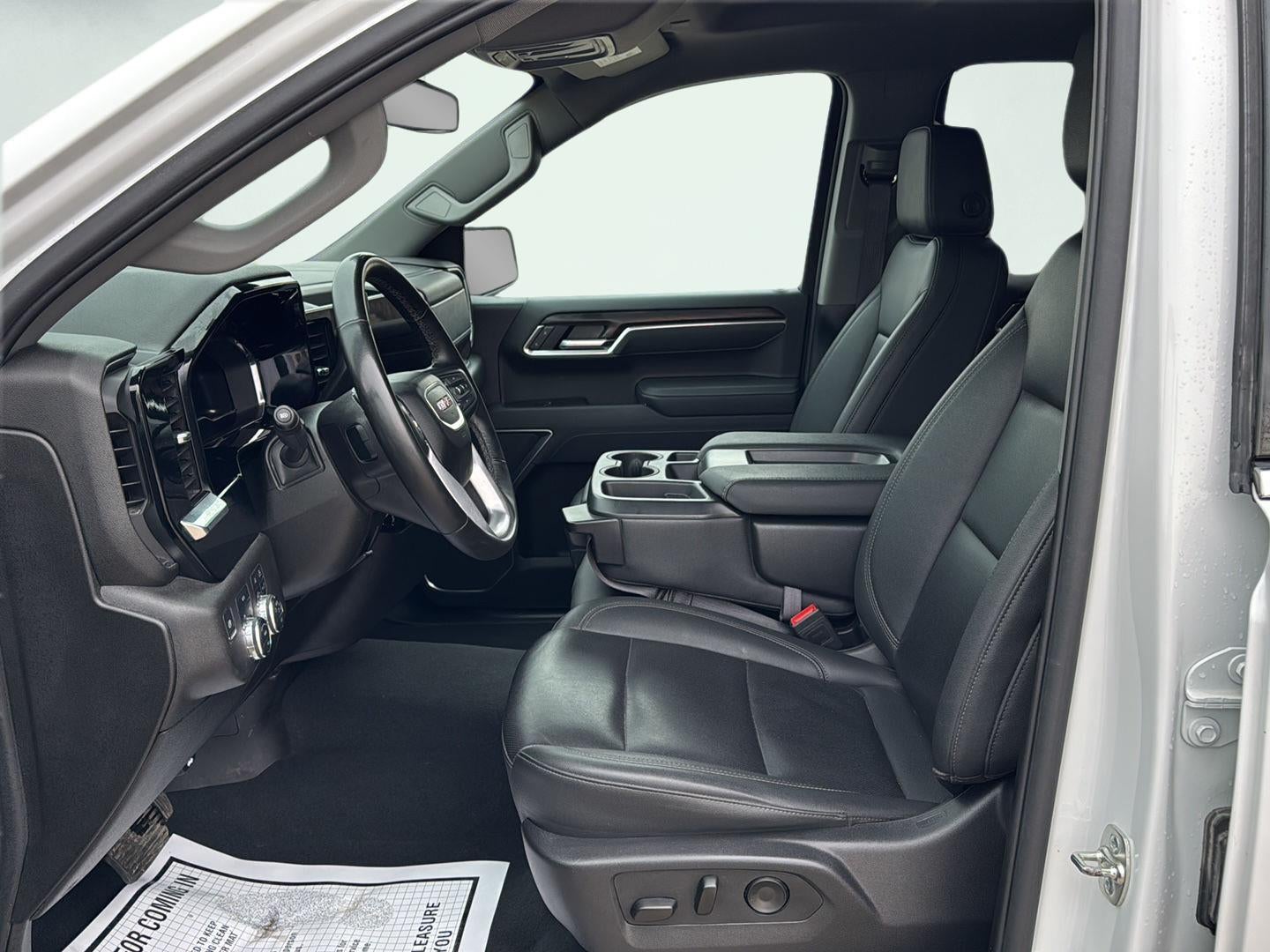 2025 GMC Sierra 1500 4WD Crew Cab Short Box SLT