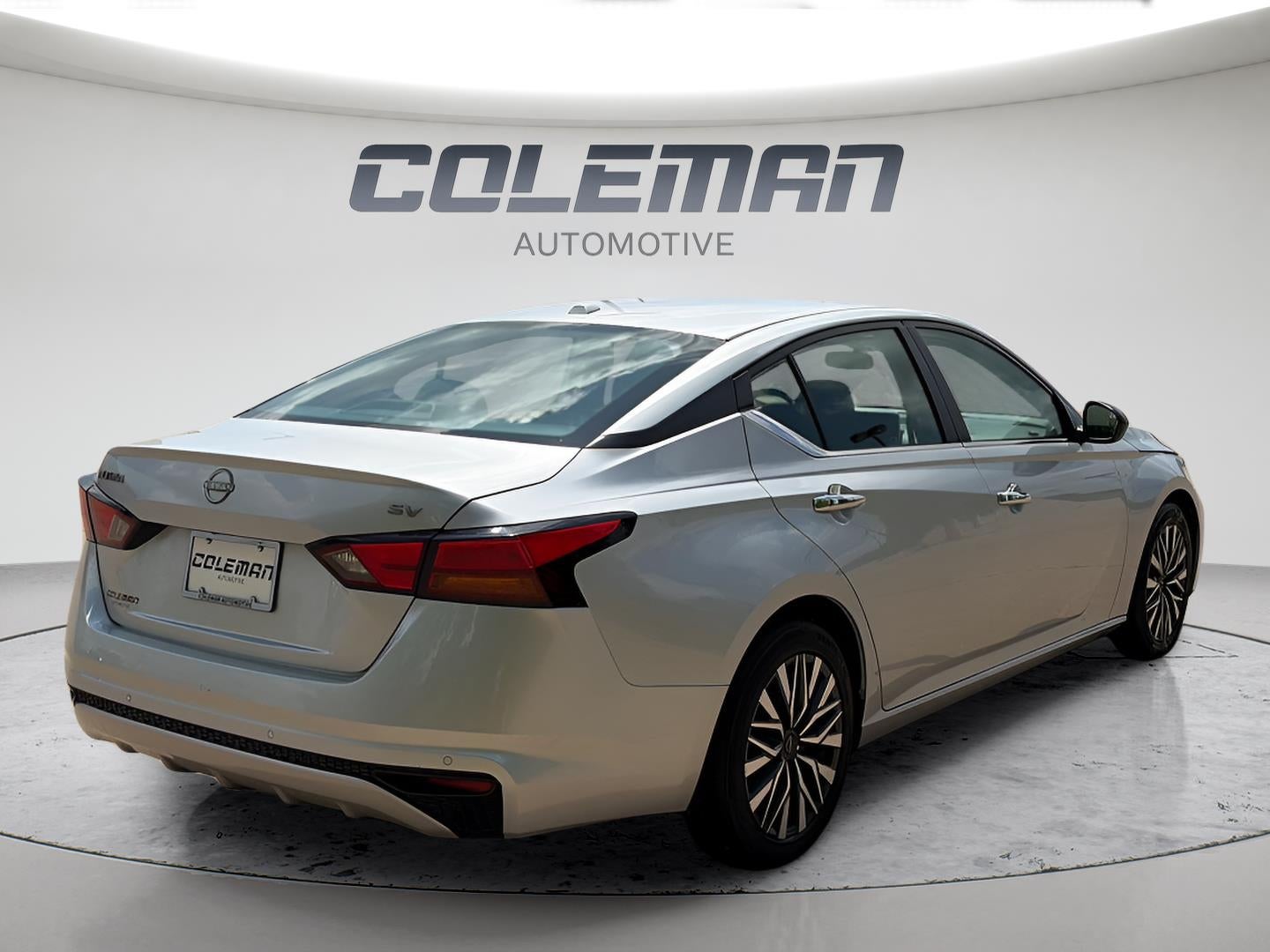 2024 Nissan Altima SV FWD