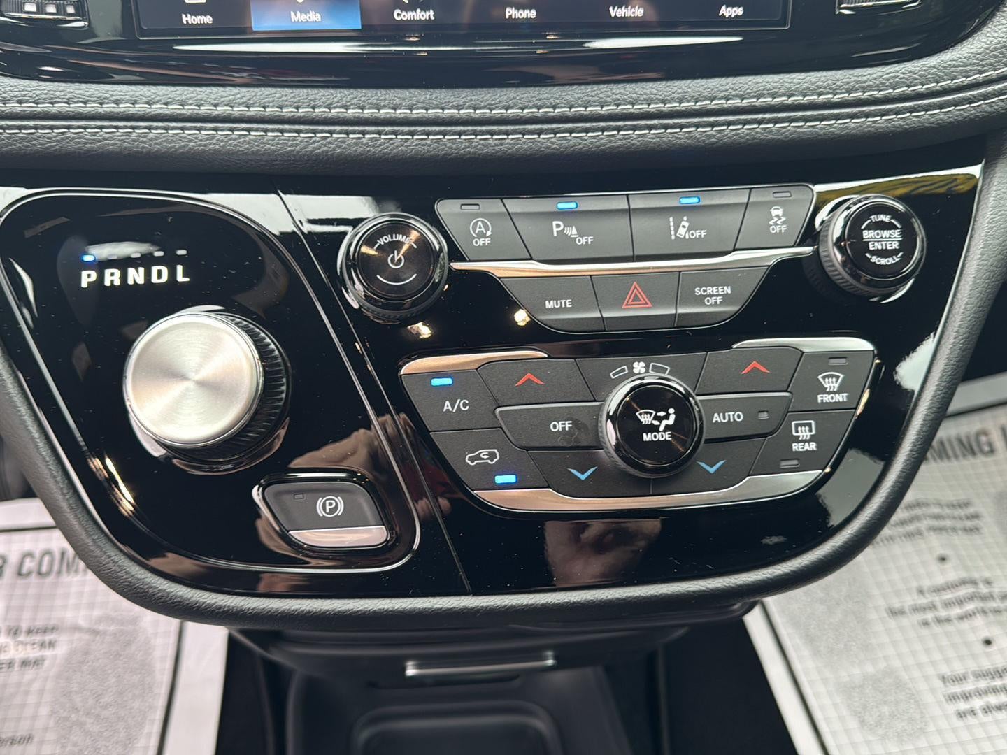 2027 Chrysler Pacifica PACIFICA SELECT