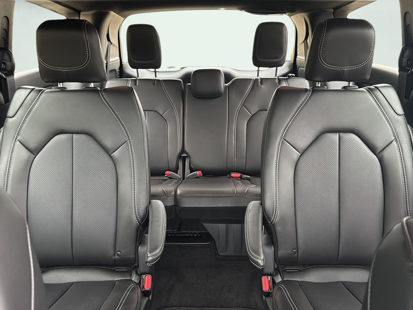2027 Chrysler Pacifica PACIFICA SELECT
