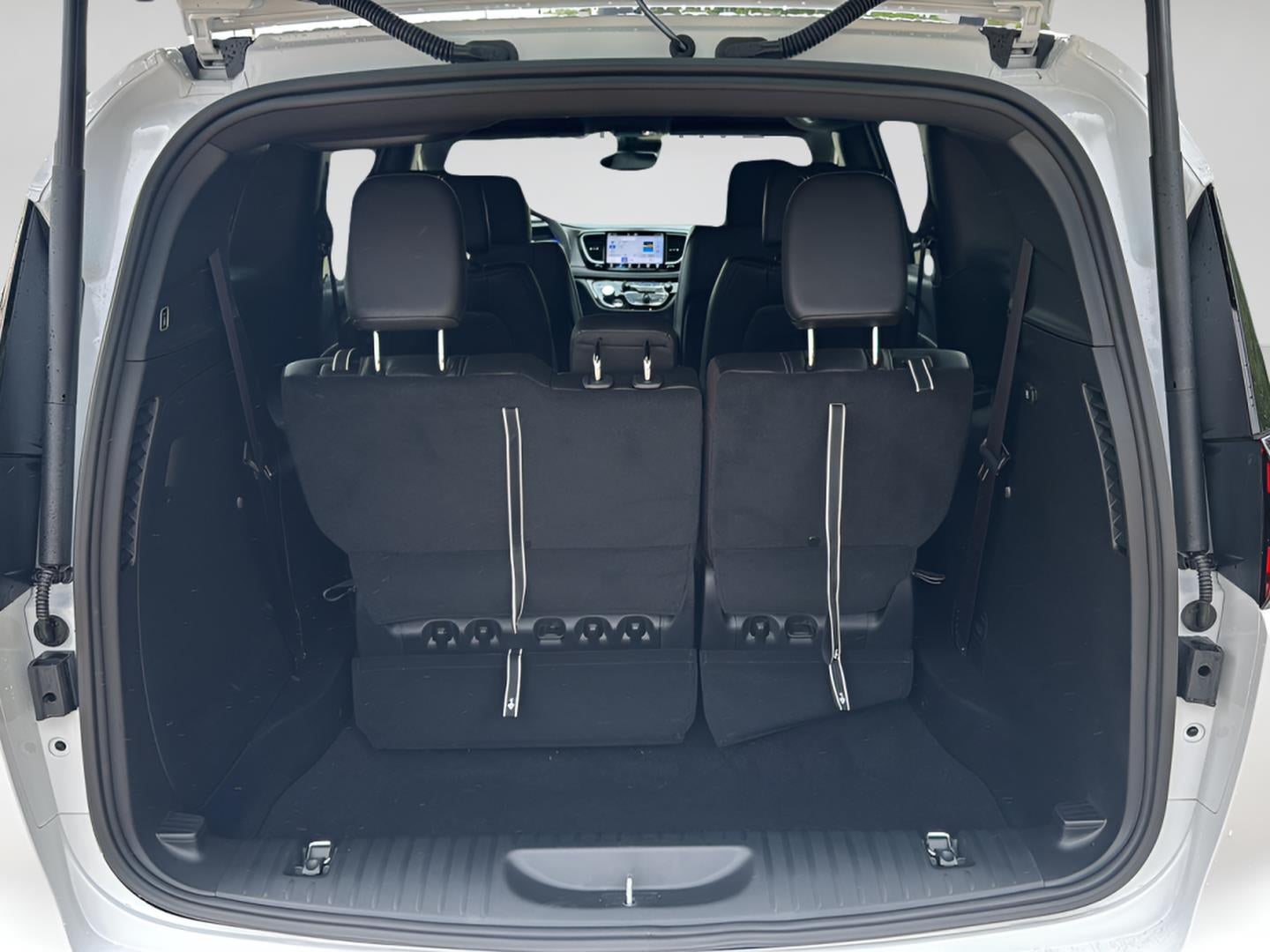2027 Chrysler Pacifica PACIFICA SELECT