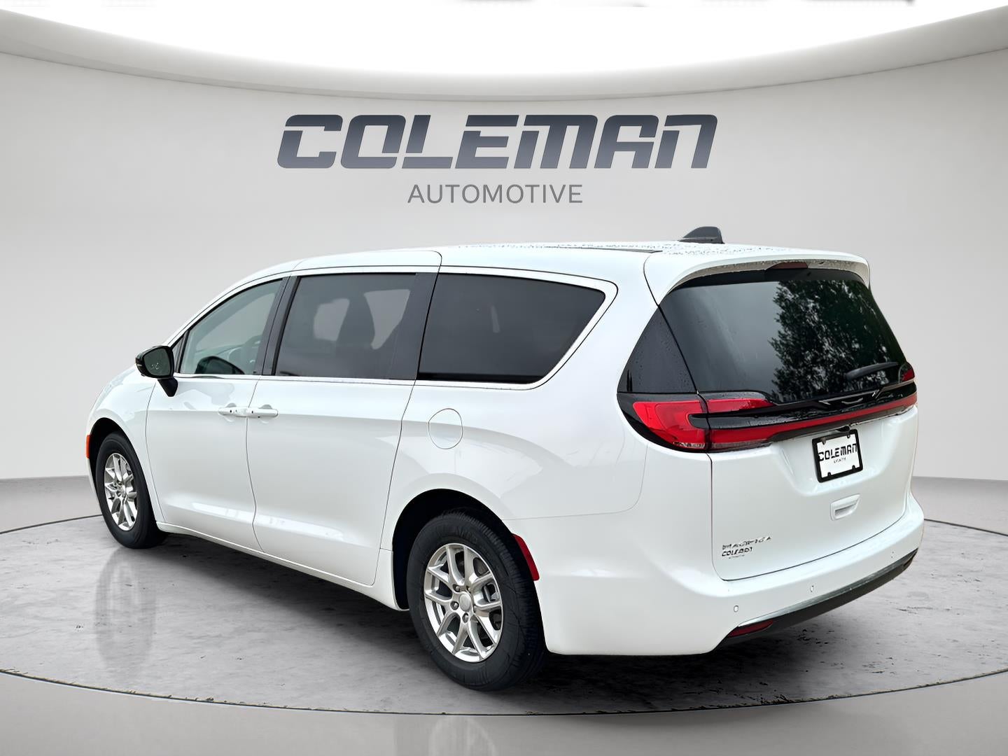 2027 Chrysler Pacifica PACIFICA SELECT