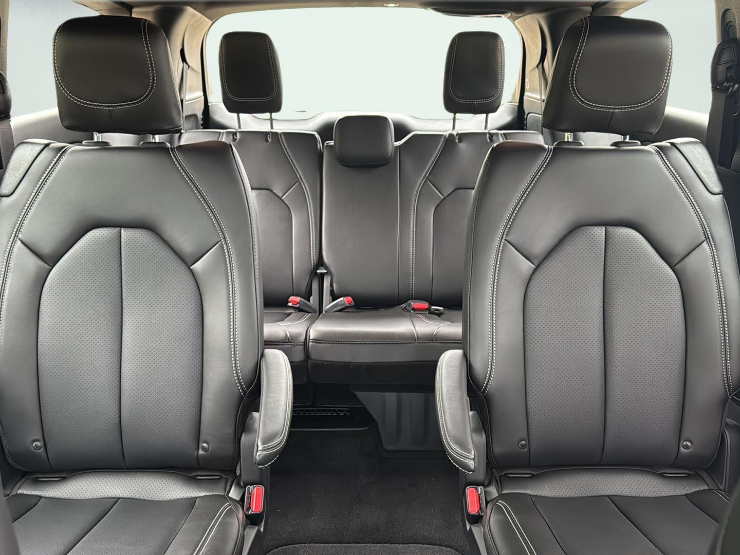 2027 Chrysler Pacifica PACIFICA SELECT