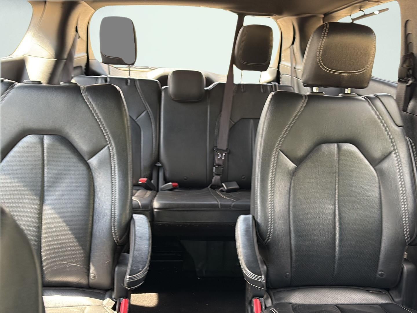 2020 Chrysler Pacifica Touring L