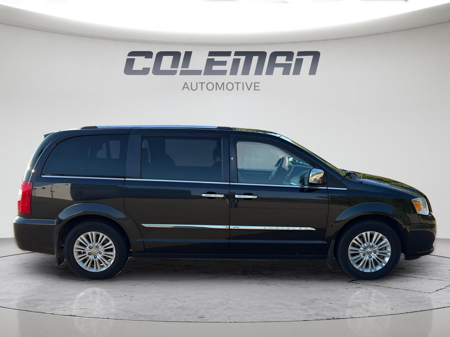 2015 Chrysler Town & Country Limited Platinum