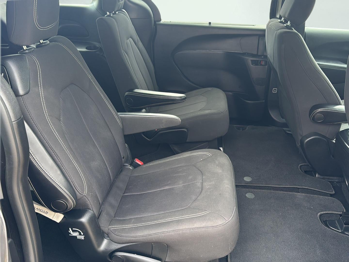 2021 Chrysler Pacifica Touring AWD