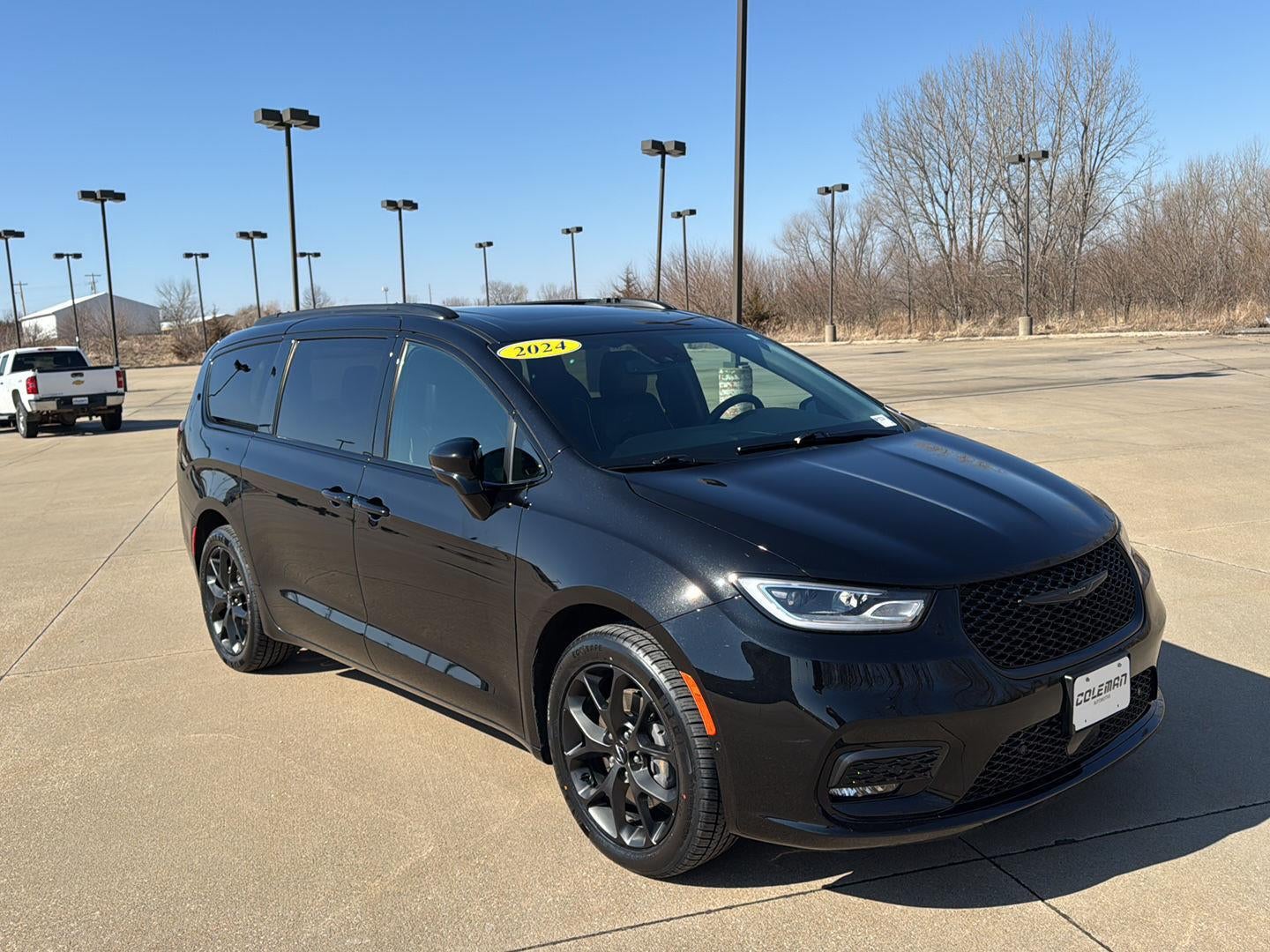 2024 Chrysler Pacifica Limited AWD