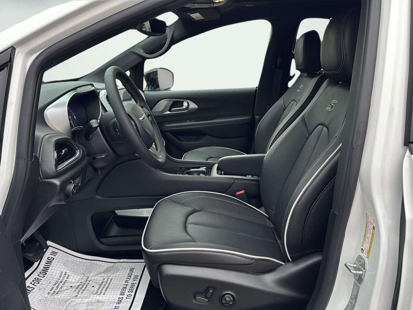 2026 Chrysler Pacifica PACIFICA LIMITED AWD