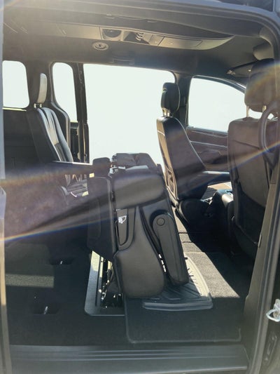 2019 Dodge Grand Caravan SXT 35th Anniversary Edition