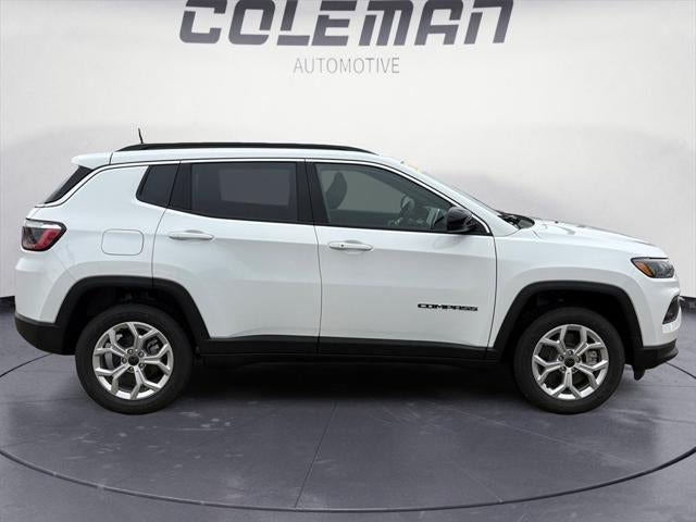 2026 Jeep Compass COMPASS LATITUDE 4X4