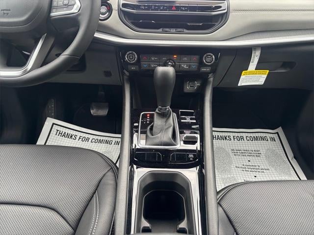 2025 Jeep Compass COMPASS LIMITED 4X4