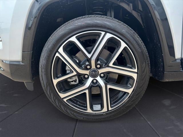 2025 Jeep Compass COMPASS LIMITED 4X4