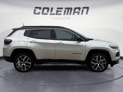 2025 Jeep Compass COMPASS LIMITED 4X4