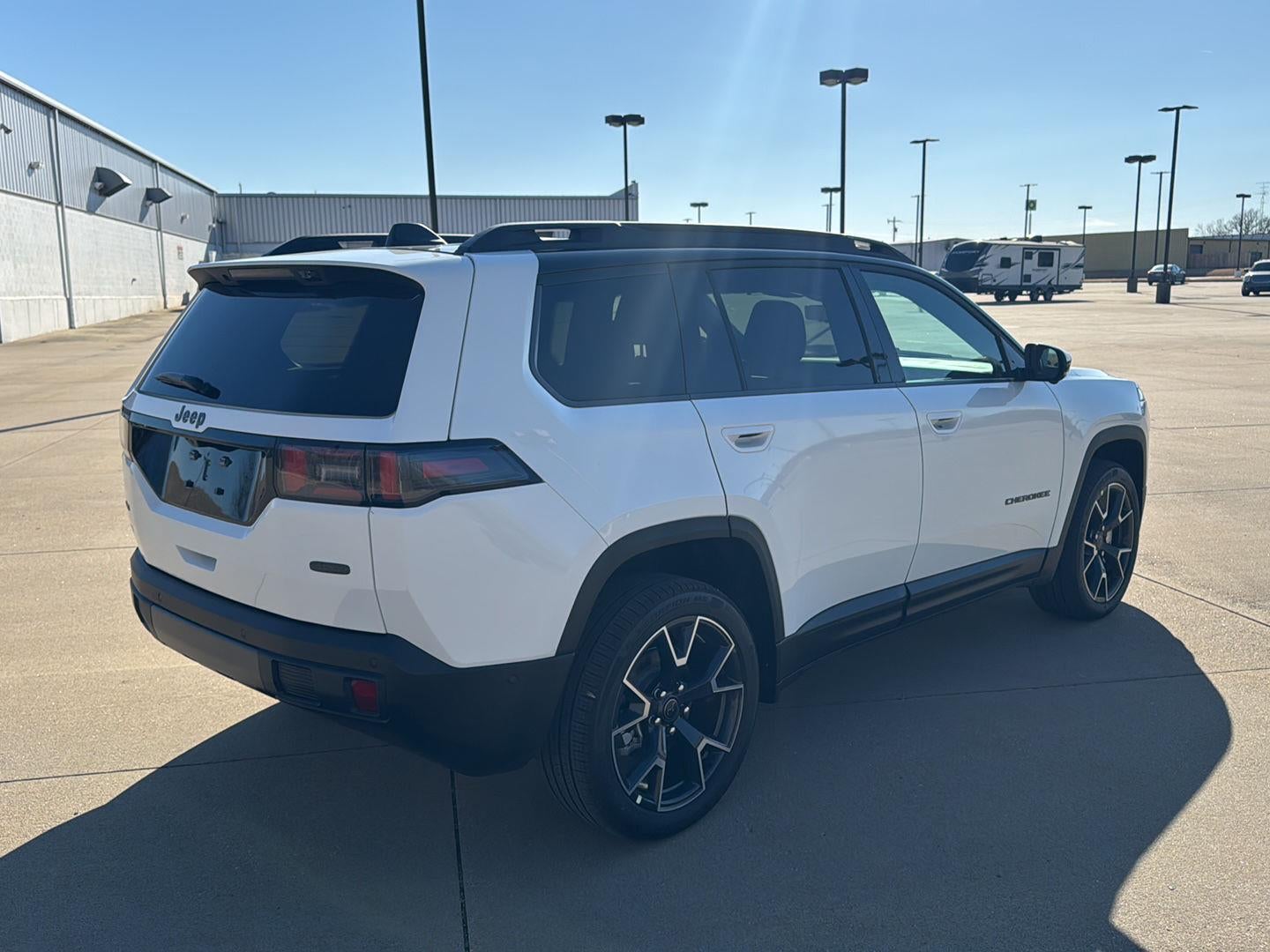 2026 Jeep Cherokee CHEROKEE OVERLAND 4X4
