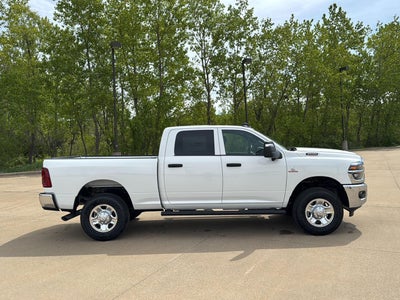 2026 RAM Ram 3500 RAM 3500 TRADESMAN CREW CAB 4X4 6'4' BOX