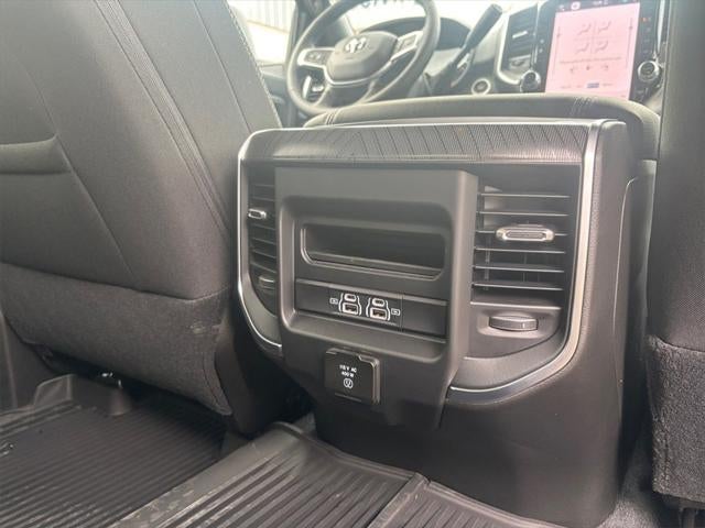 2026 RAM Ram 3500 RAM 3500 BIG HORN CREW CAB 4X4 6'4' BOX