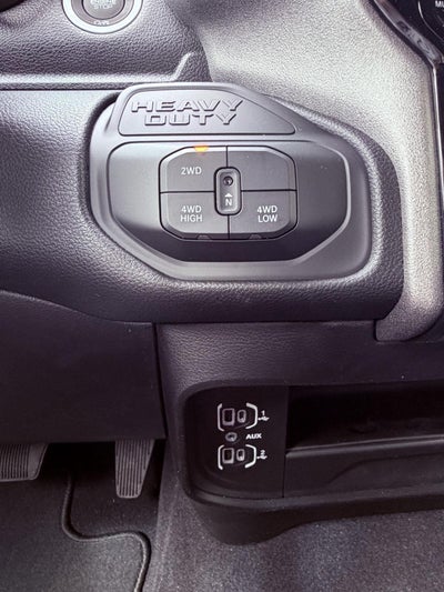 2027 RAM Ram 2500 RAM 2500 TRADESMAN CREW CAB 4X4 8' BOX
