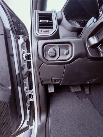 2027 RAM Ram 2500 RAM 2500 TRADESMAN CREW CAB 4X4 8' BOX