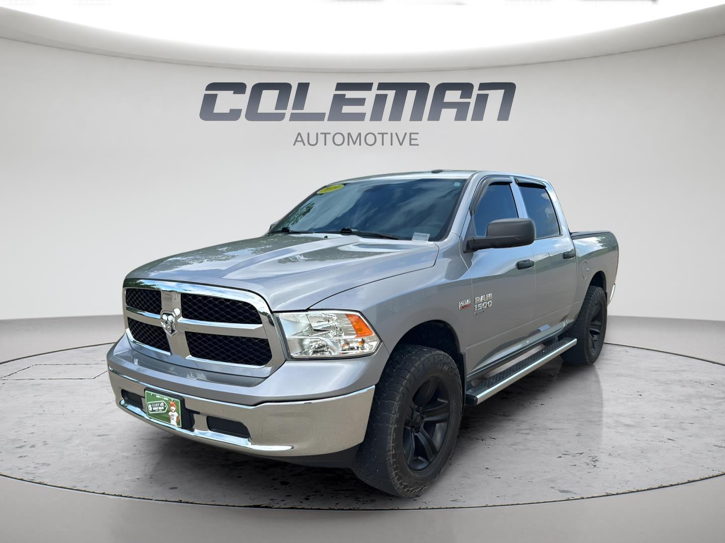2019 RAM 1500 Classic Tradesman Crew Cab 4x4 5'7' Box