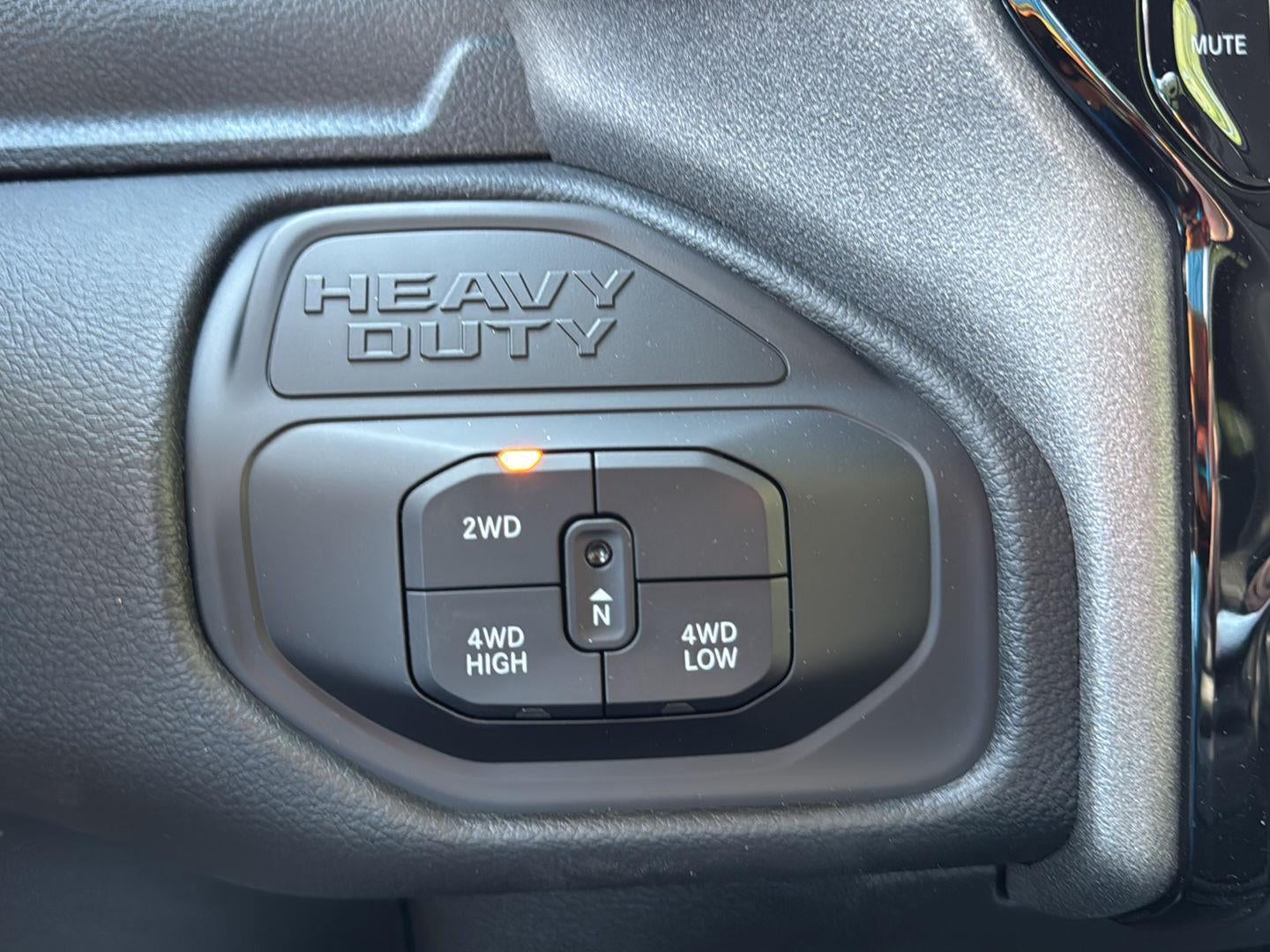 2026 RAM Ram 2500 RAM 2500 TRADESMAN CREW CAB 4X4 6'4' BOX