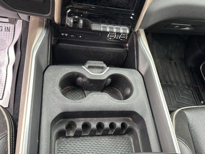 2019 RAM 2500 Laramie Crew Cab 4x4 6'4' Box