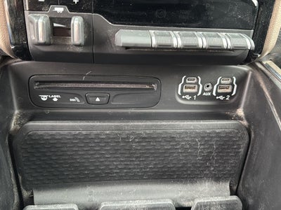 2019 RAM 2500 Laramie Crew Cab 4x4 6'4' Box