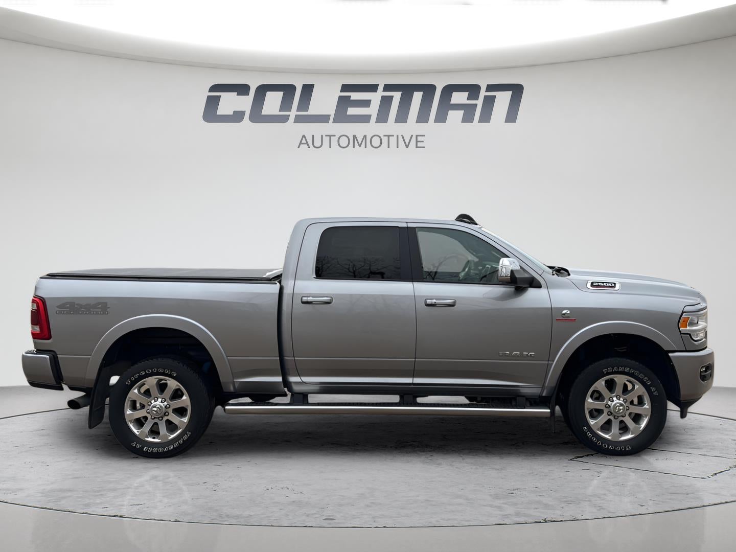 2019 RAM 2500 Laramie Crew Cab 4x4 6'4' Box