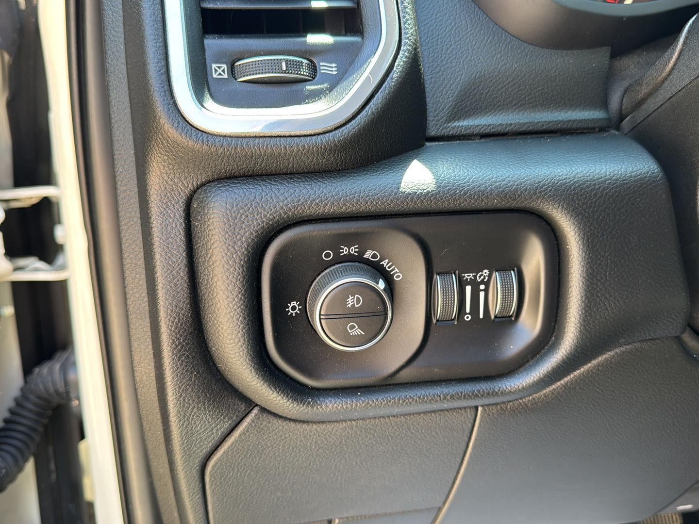 2019 RAM 2500 Laramie Mega Cab 4x4 6'4' Box