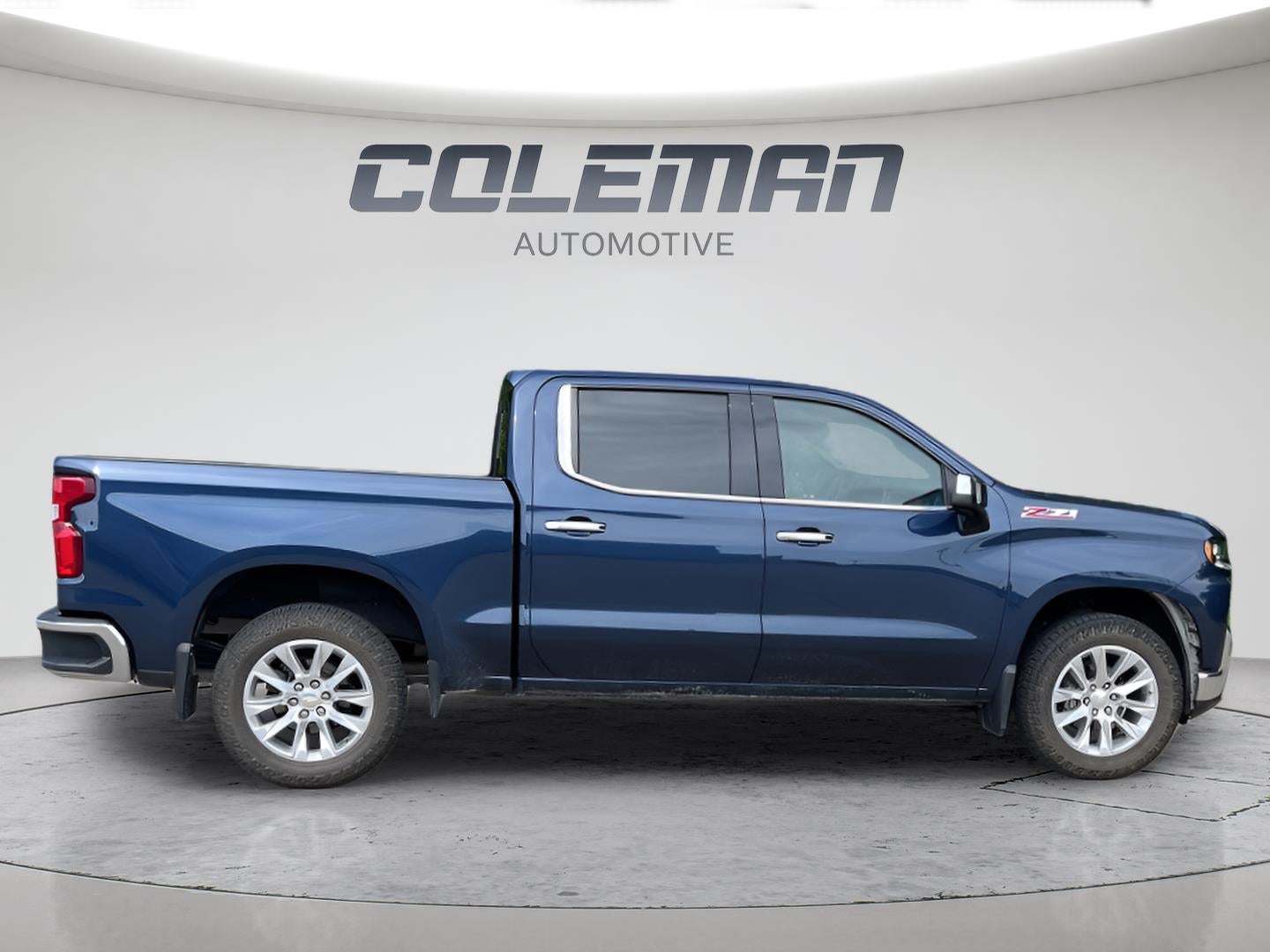 2021 Chevrolet Silverado 1500 4WD Crew Cab Short Bed LTZ
