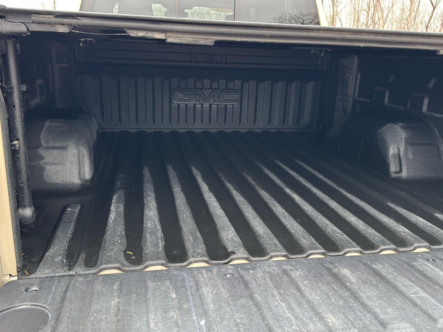 2022 GMC Sierra 1500 4WD Crew Cab Short Box Elevation