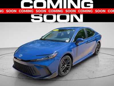 2025 Toyota Camry SE