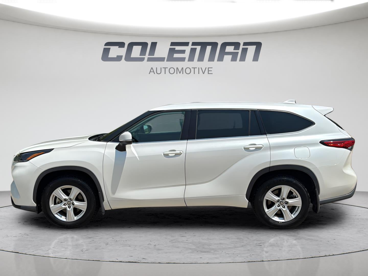 2021 Toyota Highlander LE