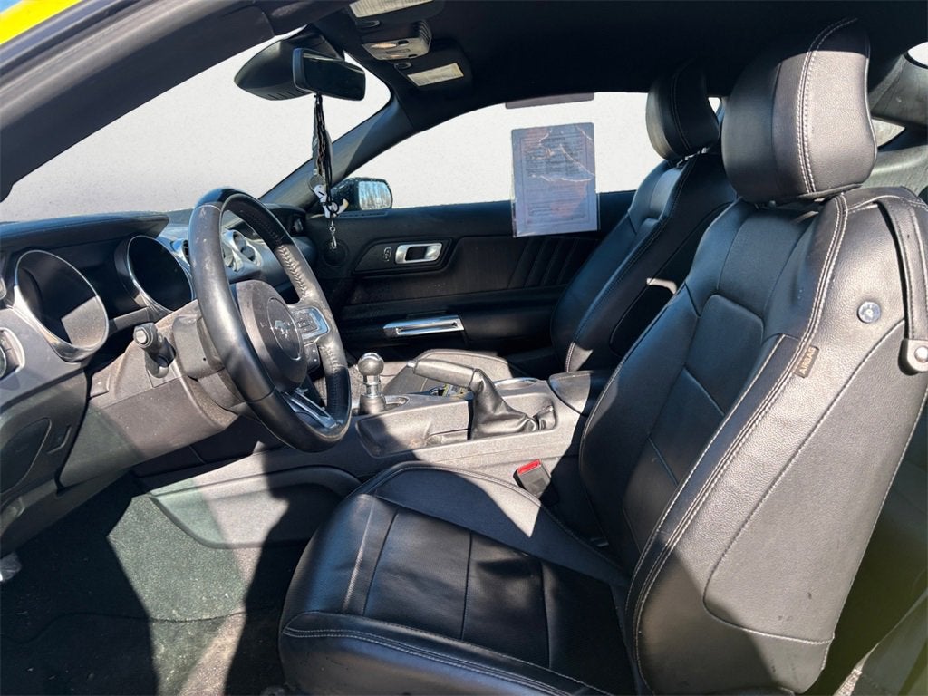 2021 Ford Mustang EcoBoost