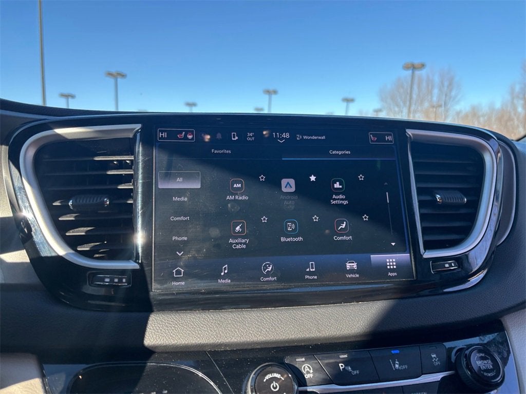 2024 Chrysler Pacifica Touring L